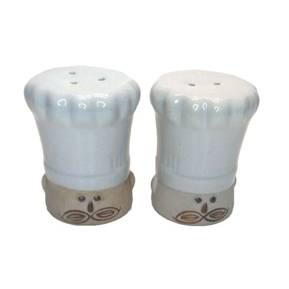 Range Top Retro Chef Stoneware Salt and Pepper Shakers Set Hand Painted Stoppers